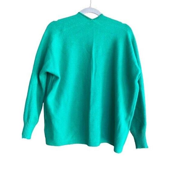 Lilly Pulitzer Sevie Relaxed Fit V-neck Green Sweater Sz M - Picture 3 of 10